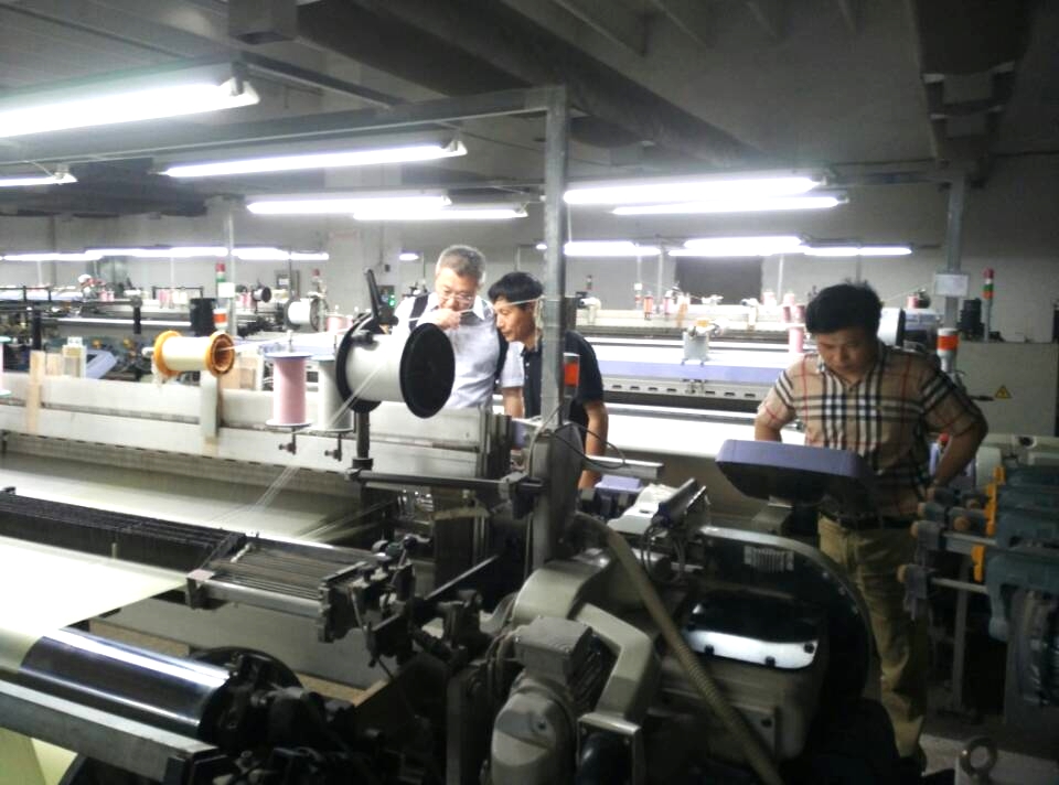 调研海安真丝织造企业，谋求协同创新